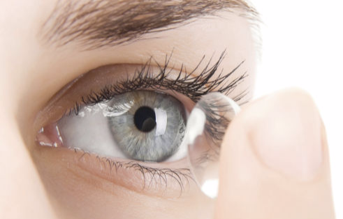 Kontakltinsen "weiche Kontaktlinsen" "formstabilde Kontaktlinsen" "Kontaktlinsen aufsetzten" "Kontaktlinsen Salzburg"